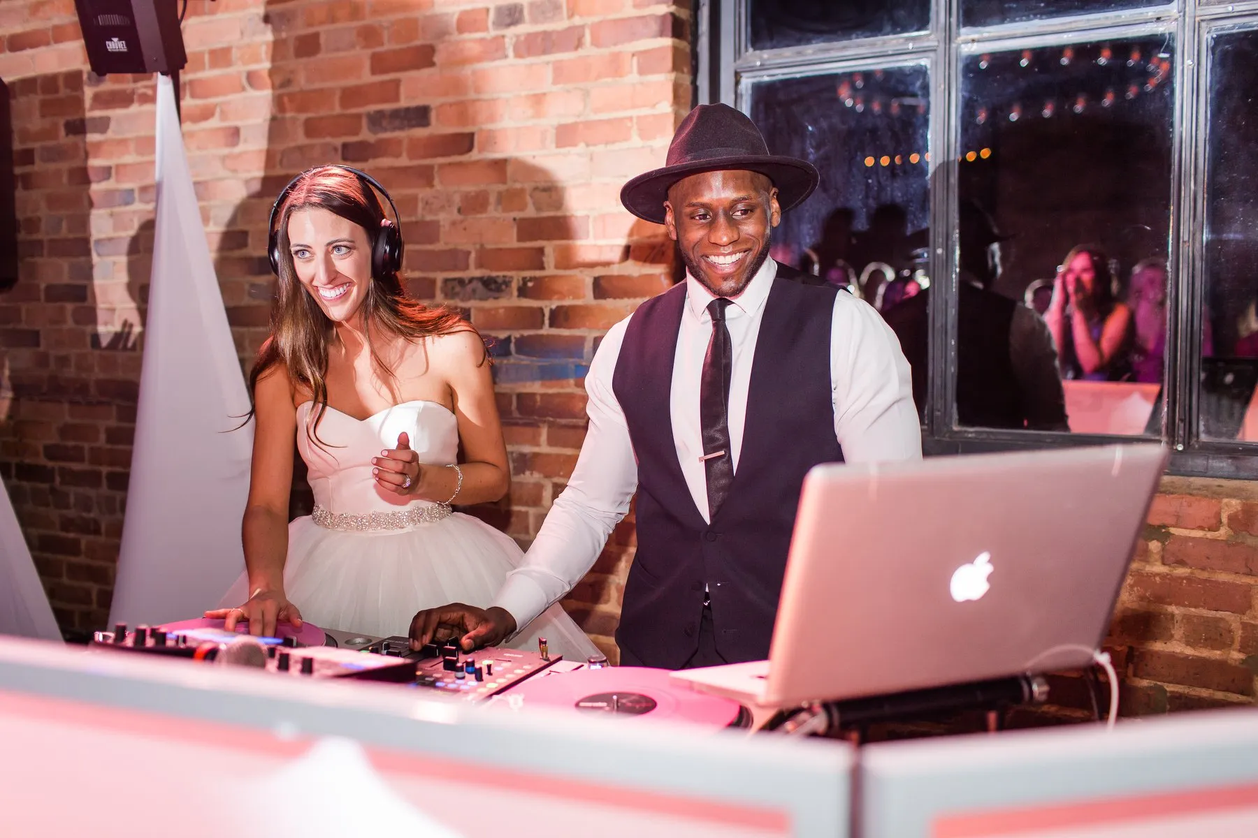 12 empire mills madison georgia wedding venue indoor photos